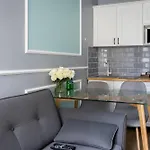 Beautiful Apartment For 4 People In Cracow By Noclegi Renters