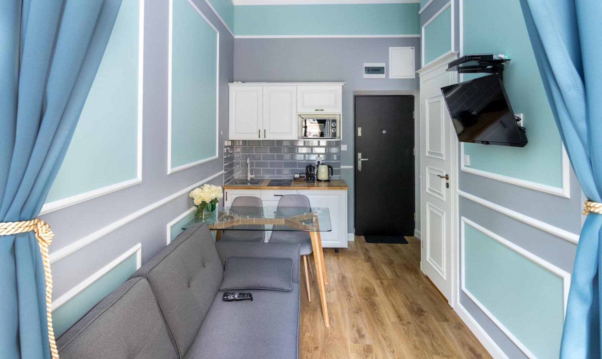Beautiful For 4 People In Cracow By Renters Apartament